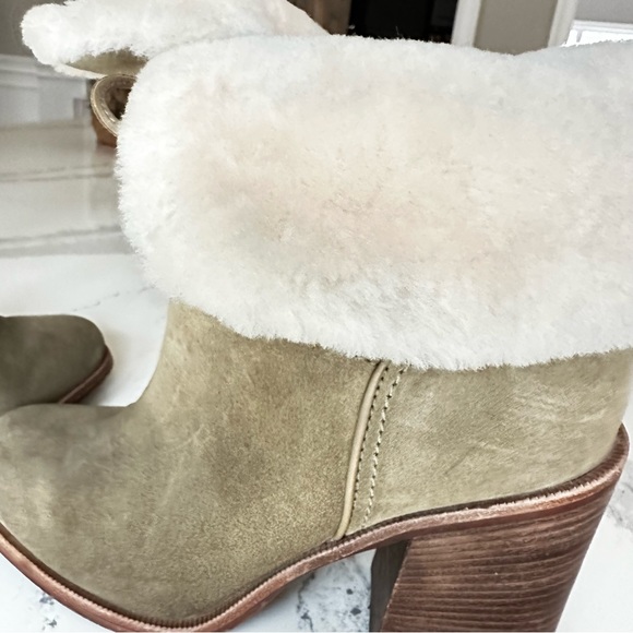 UGG ‘Jerene’ Shearling Lace Up Suede Boots - Picture 9 of 14